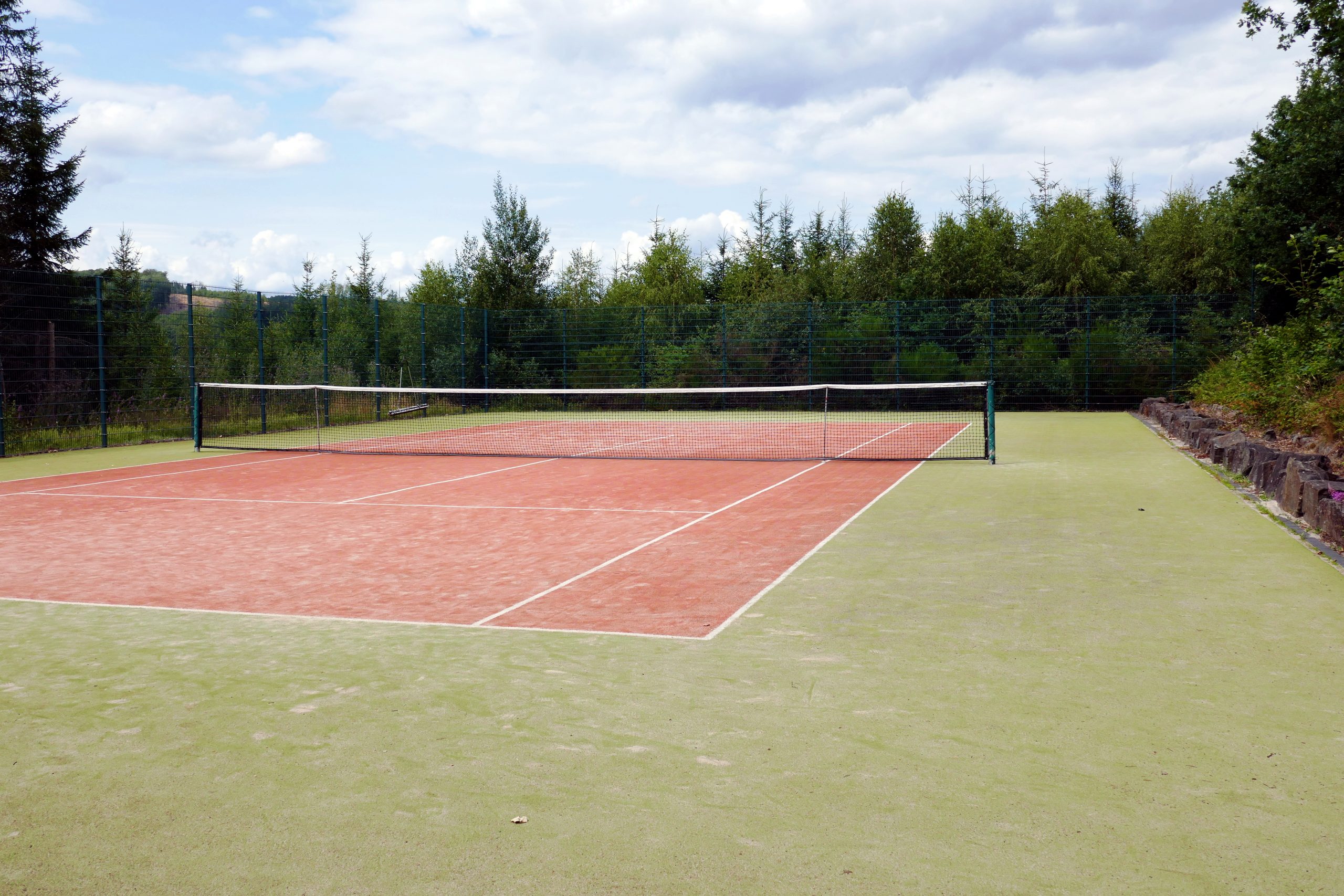 Blick auf Tennisplatz